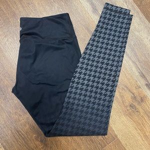 Lululemon black and gray leggings size 10